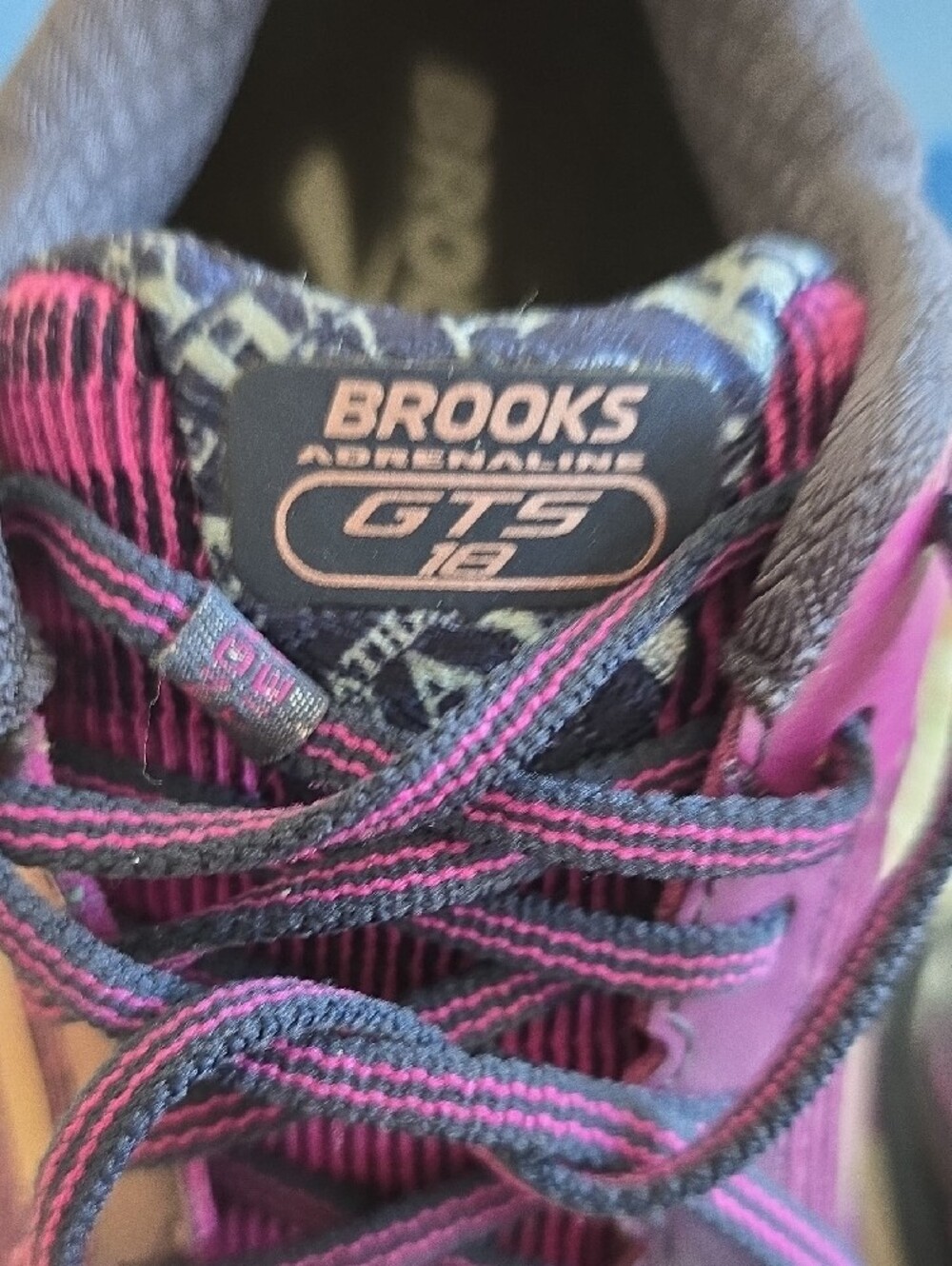 Brooks Adrenaline GTS18 Women’s Purple Athletic Running Shoes - Picture 5 of 8